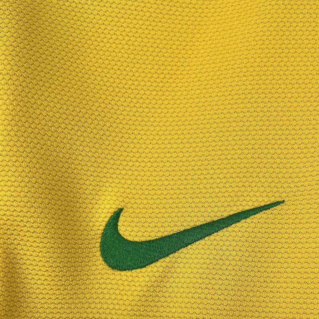 Brasil 1° Uniforme 2012