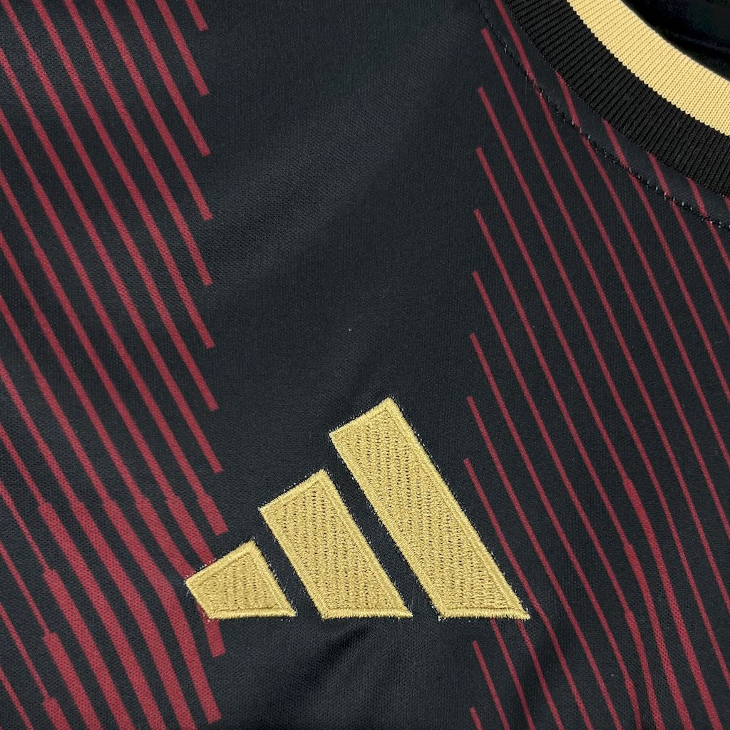 Ultimate Mostoles 1° Uniforme 2025 - 2026