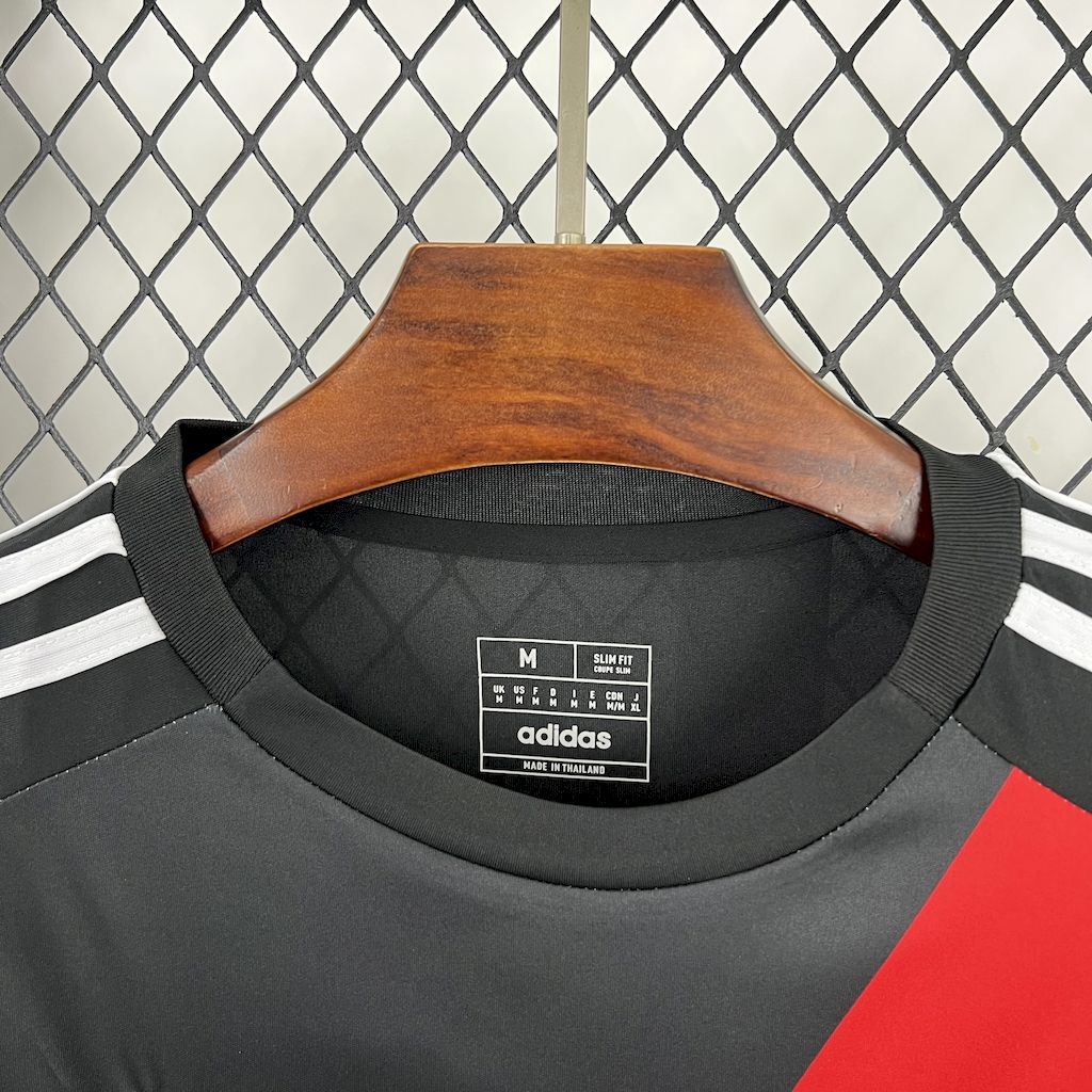 Persas FC 1° Uniforme 2025 - 2026