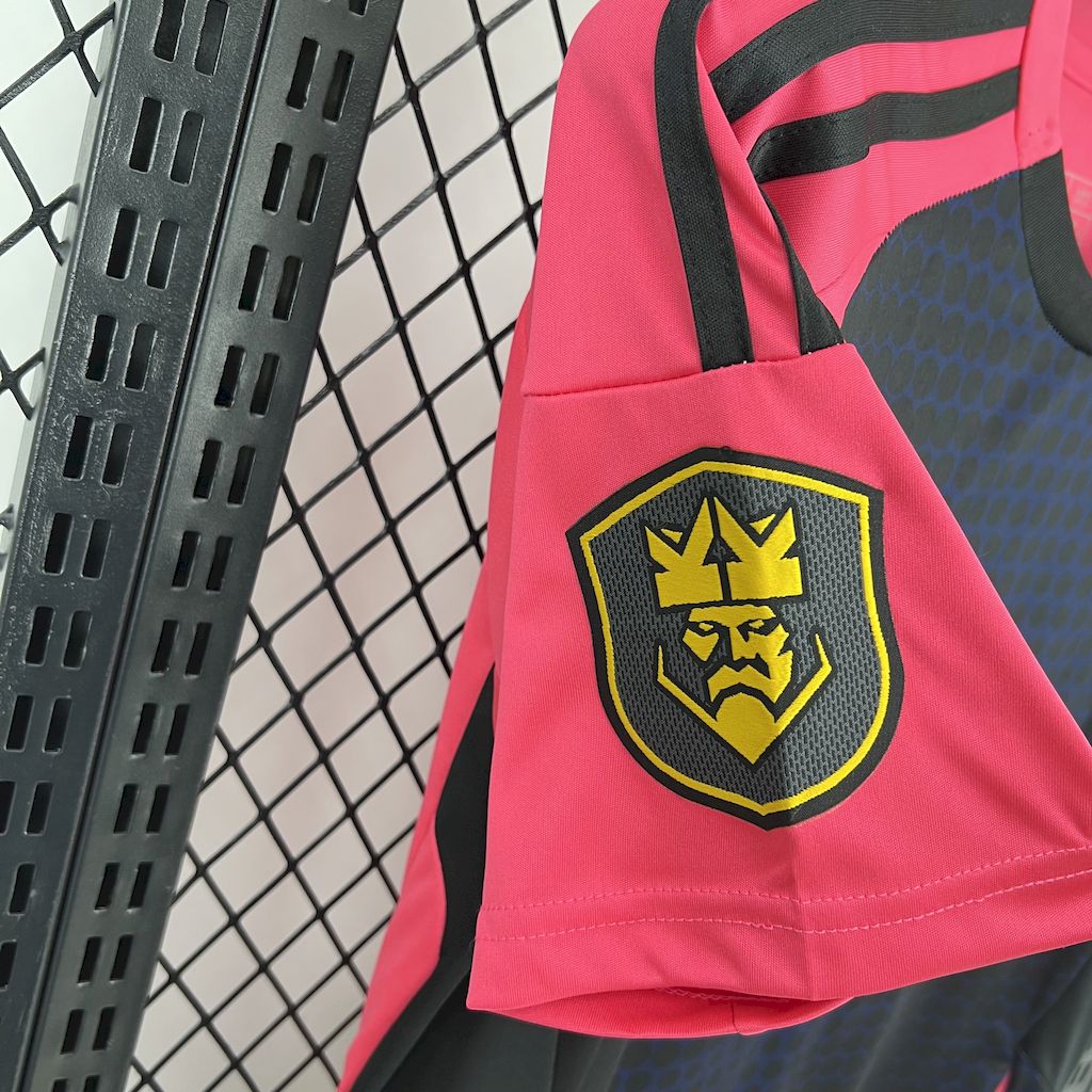 Real Titan 1° Uniforme 2025 - 2026