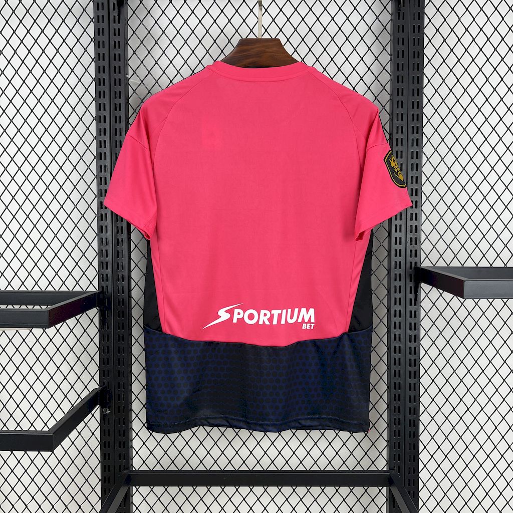 Real Titan 1° Uniforme 2025 - 2026