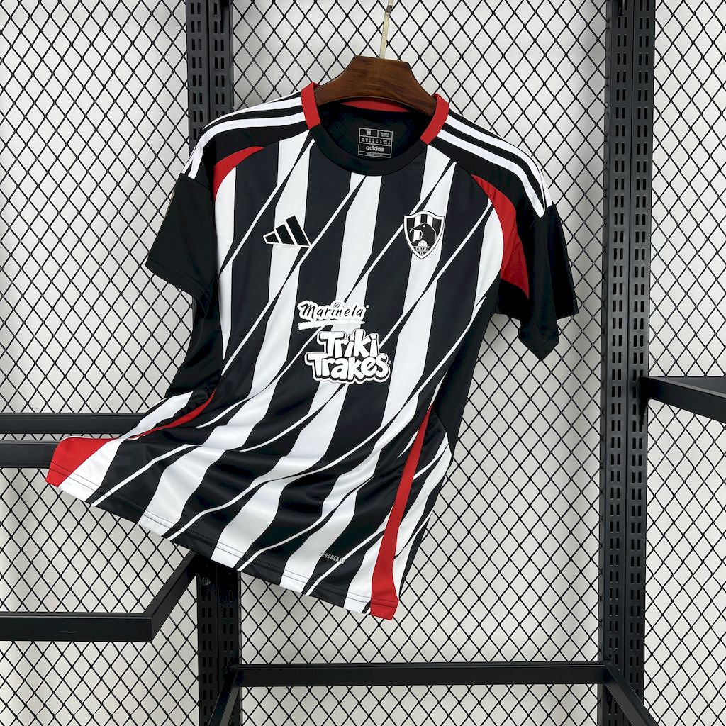 Club de Cuervos 1° Uniforme 2025 - 2026