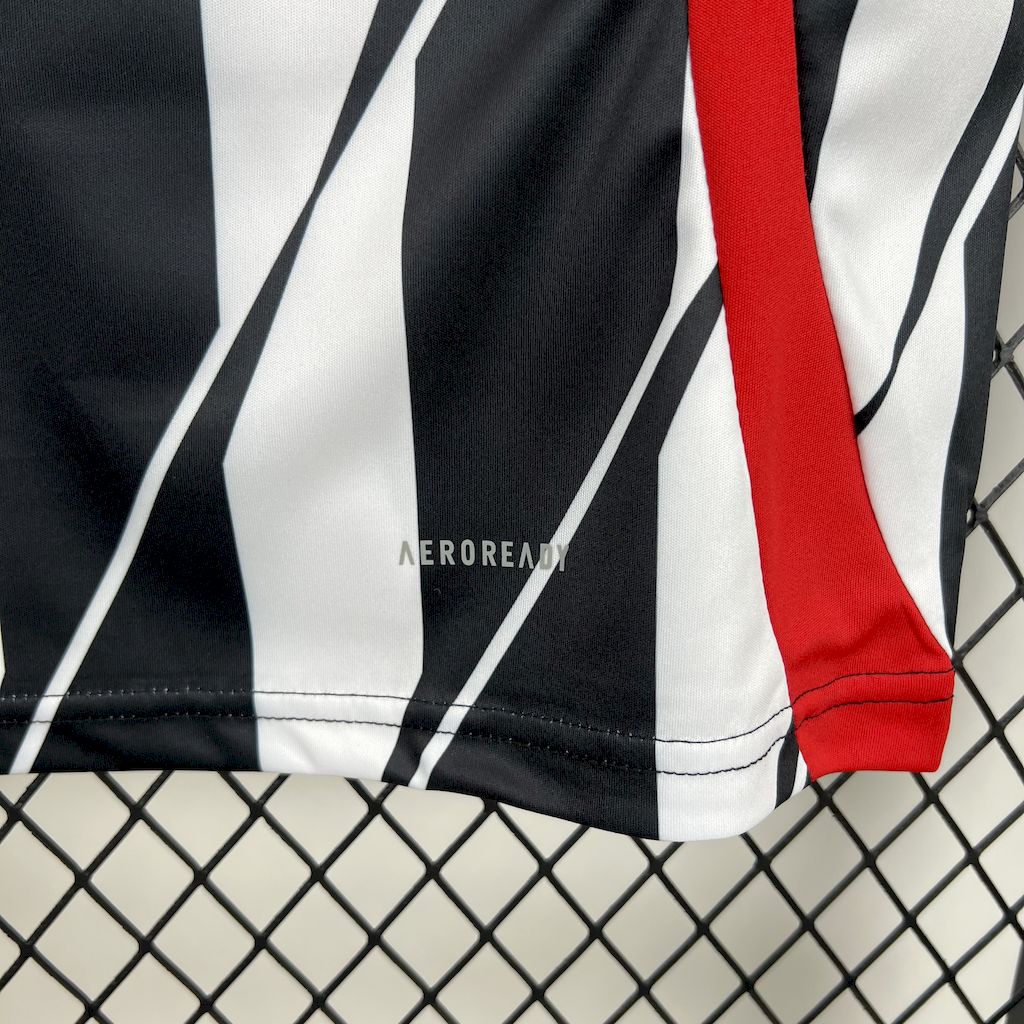 Club de Cuervos 1° Uniforme 2025 - 2026