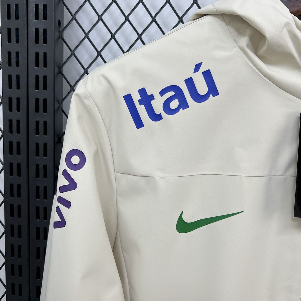 Brasil Corta-Vento Branco 2025