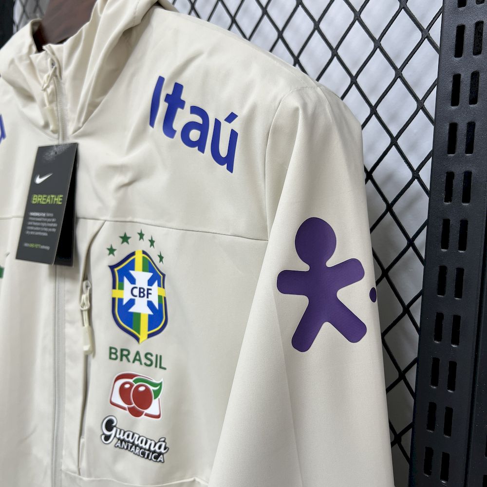 Brasil Corta-Vento Branco 2025