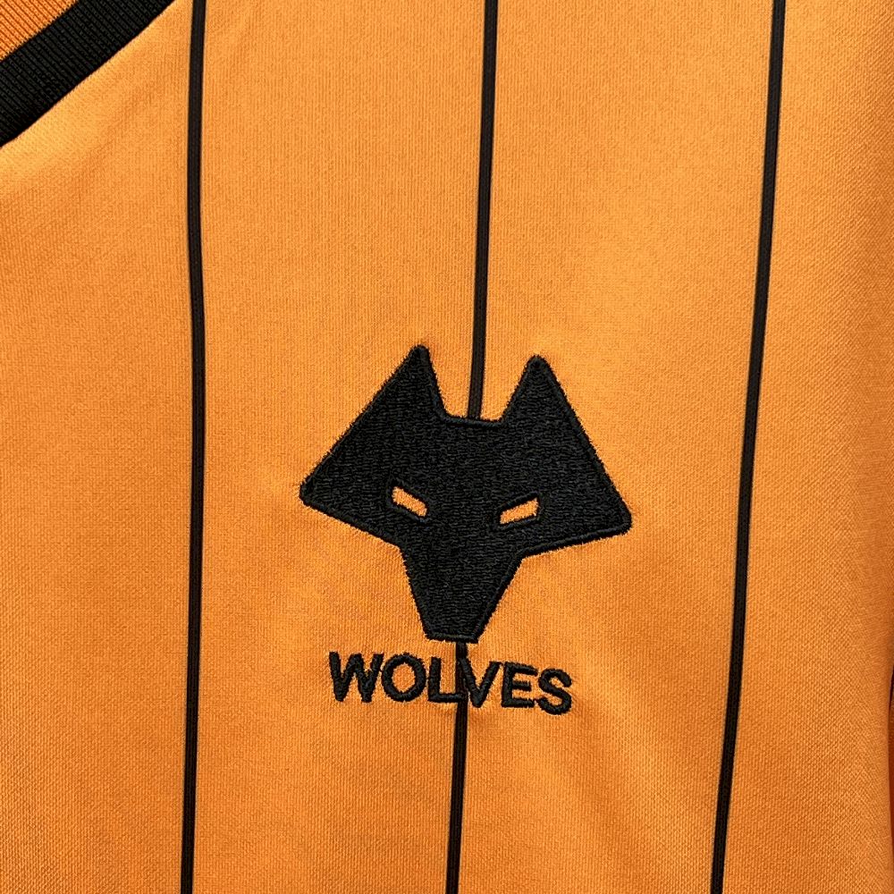 Wolverhampton Wanderers 1° Uniforme 1985