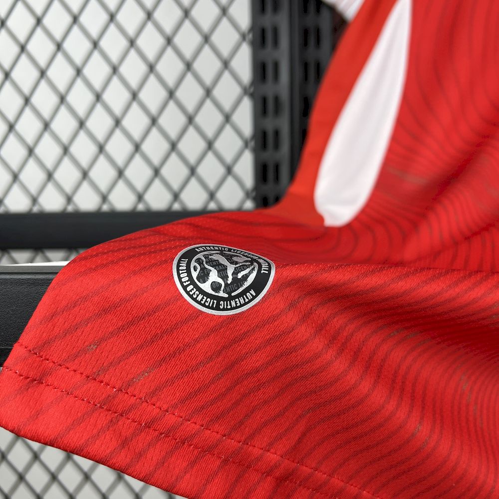 Suíça 1° Uniforme 2026