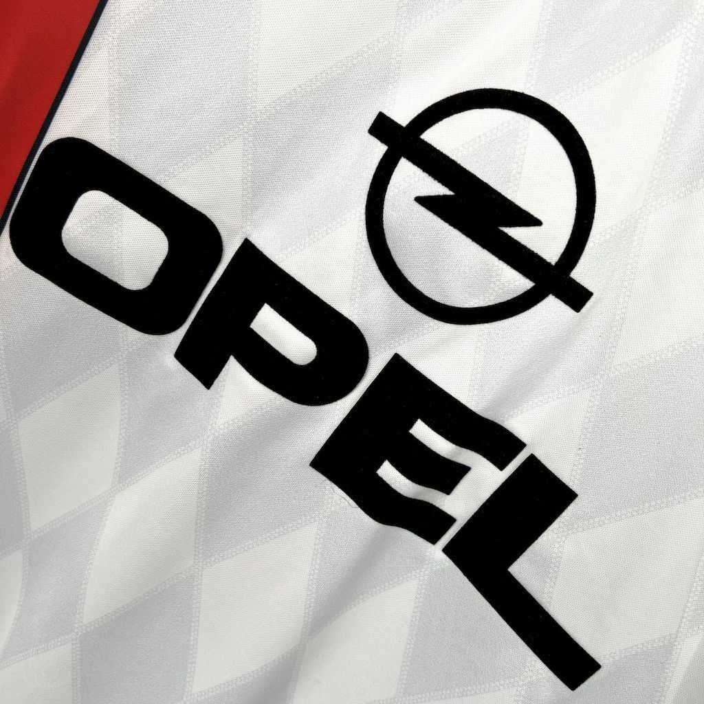 Bayern München 2° Uniforme 1995 - 1996