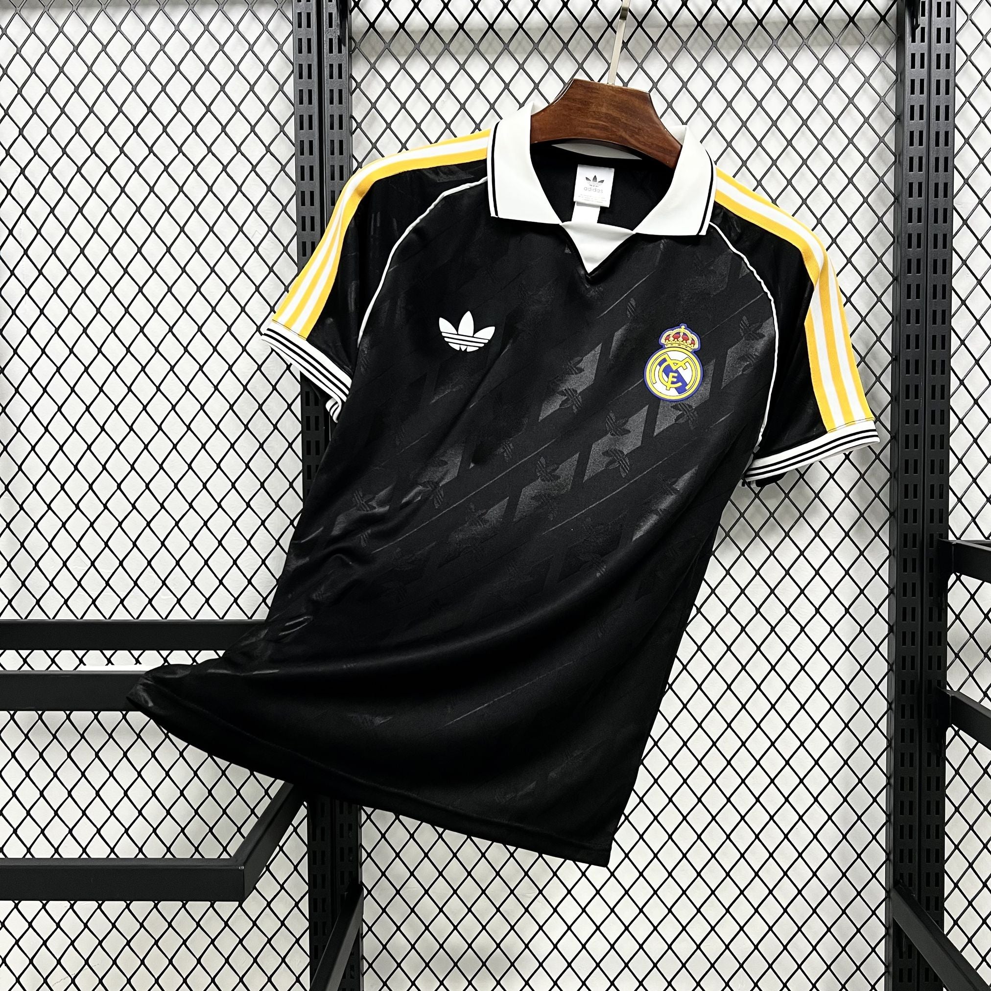 Real Madrid Casual Preta 2026