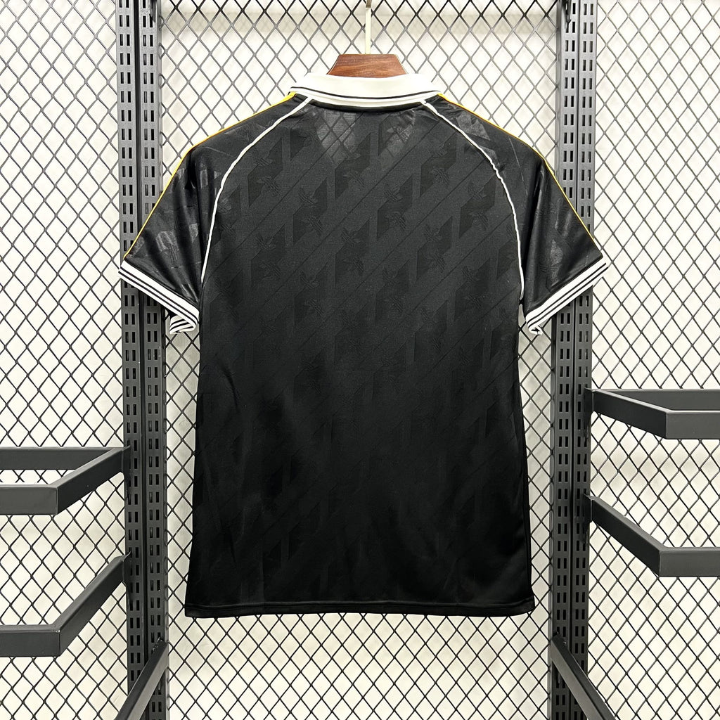 Real Madrid Casual Preta 2026