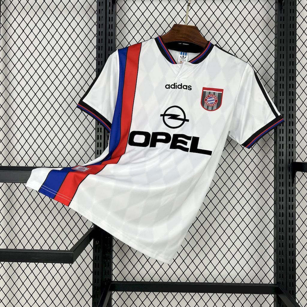 Bayern München 2° Uniforme 1995 - 1996