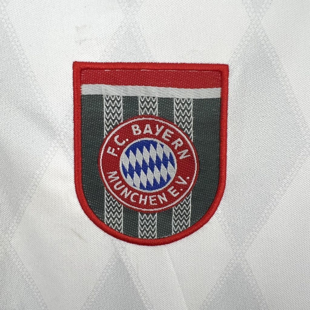 Bayern München 2° Uniforme 1995 - 1996