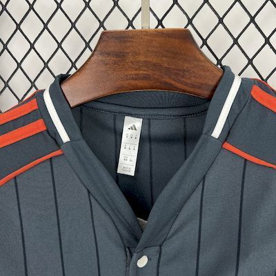 Bayern München Edição Baseball 2025